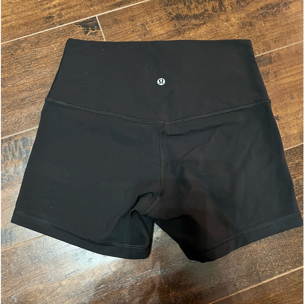 Lululemon align high rise short 4”